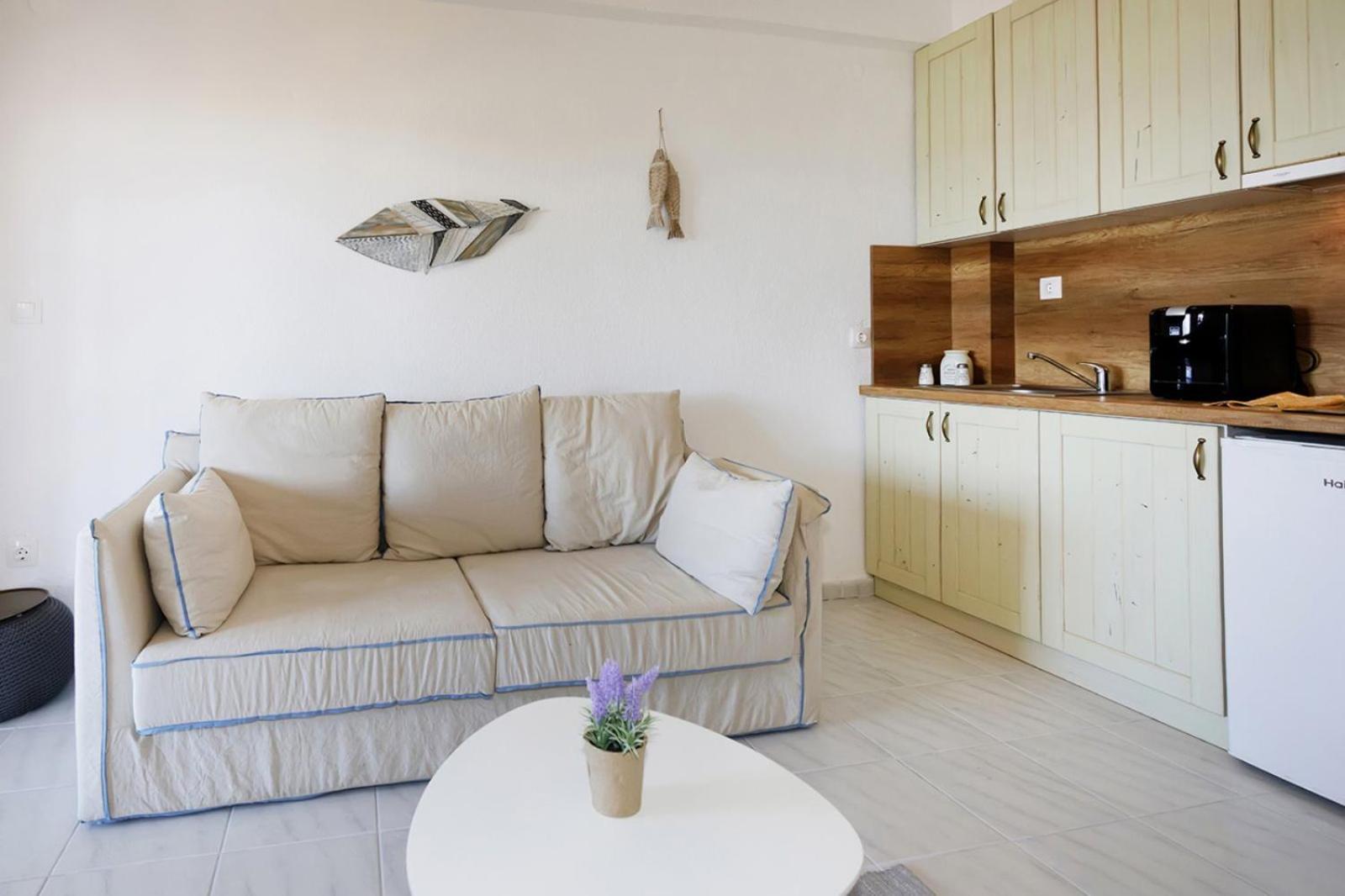 Apartament Nikiti Seafront Blue Zewnętrze zdjęcie