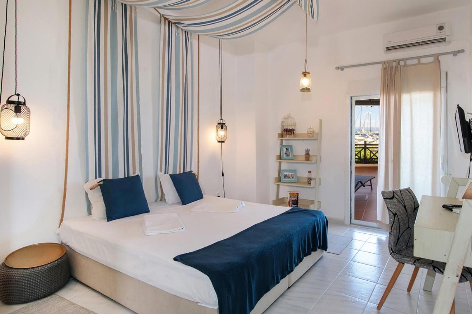 Apartament Nikiti Seafront Blue Zewnętrze zdjęcie